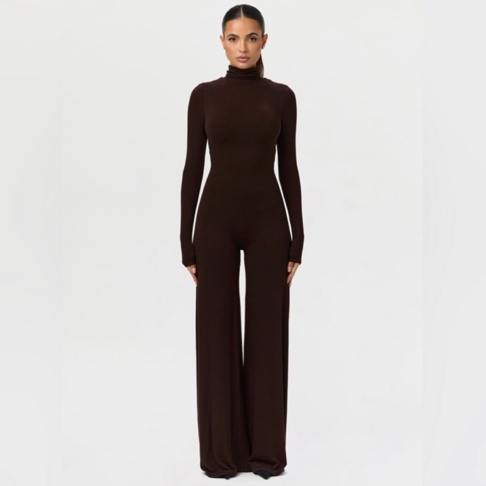 Naked Wardrobe The NW Sculpt Wide-Leg Jumpsuit
